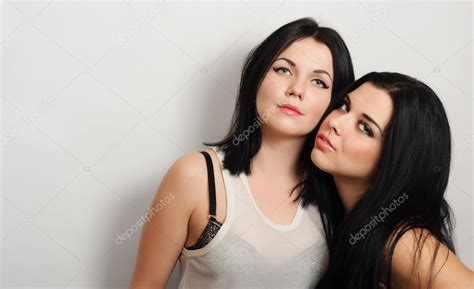 hot lesbians Search